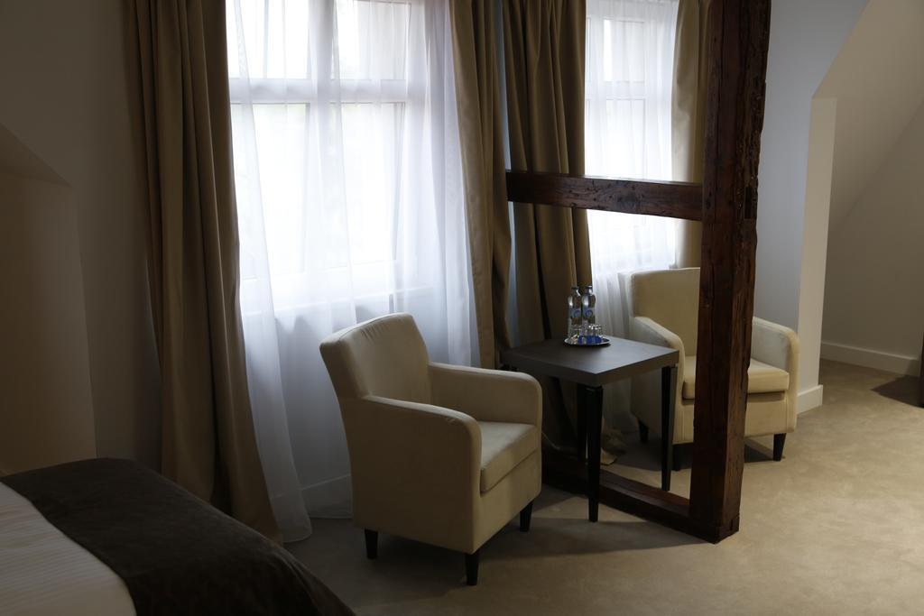 Hotel Chopin Bydgoszcz Værelse billede